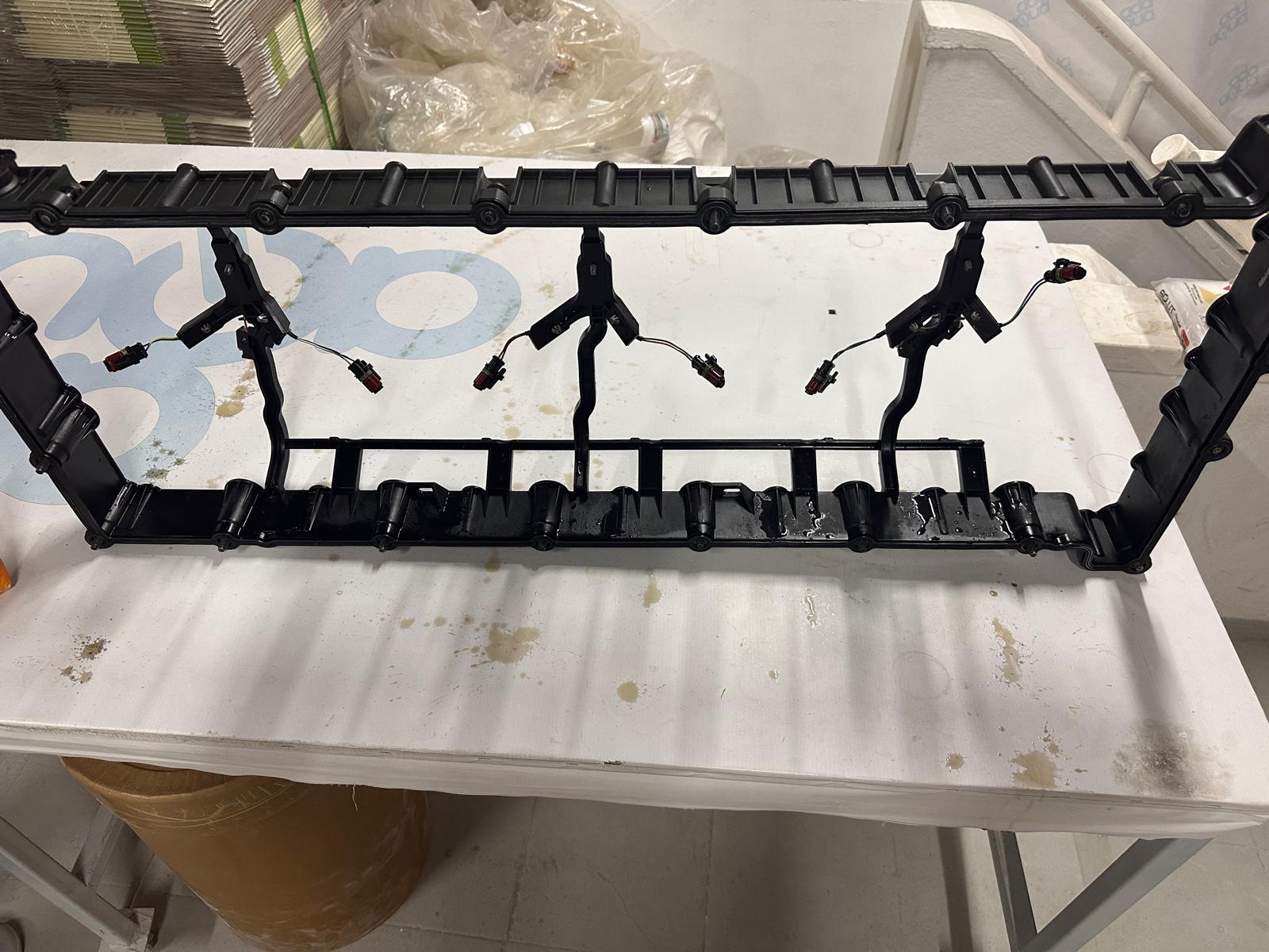 DAF ENJEKTÖR KAPAĞI VE TESİSAT  2253221